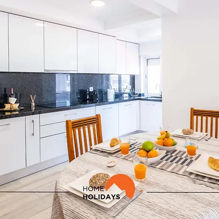 #089 Largo Escola By Holidays * Albufeira