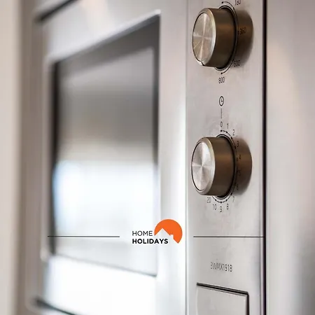 #089 Largo Escola By Holidays *