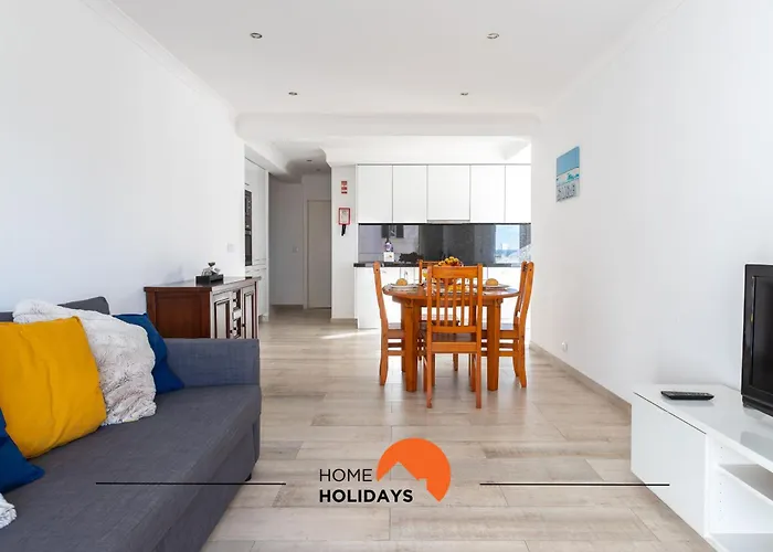 #089 Largo Escola By Holidays شقة *